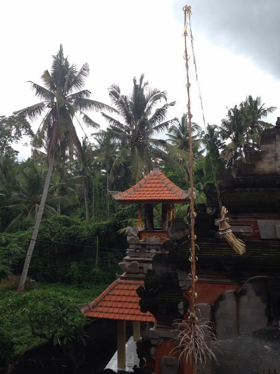 Ubud Wins Bungalow Exterior photo