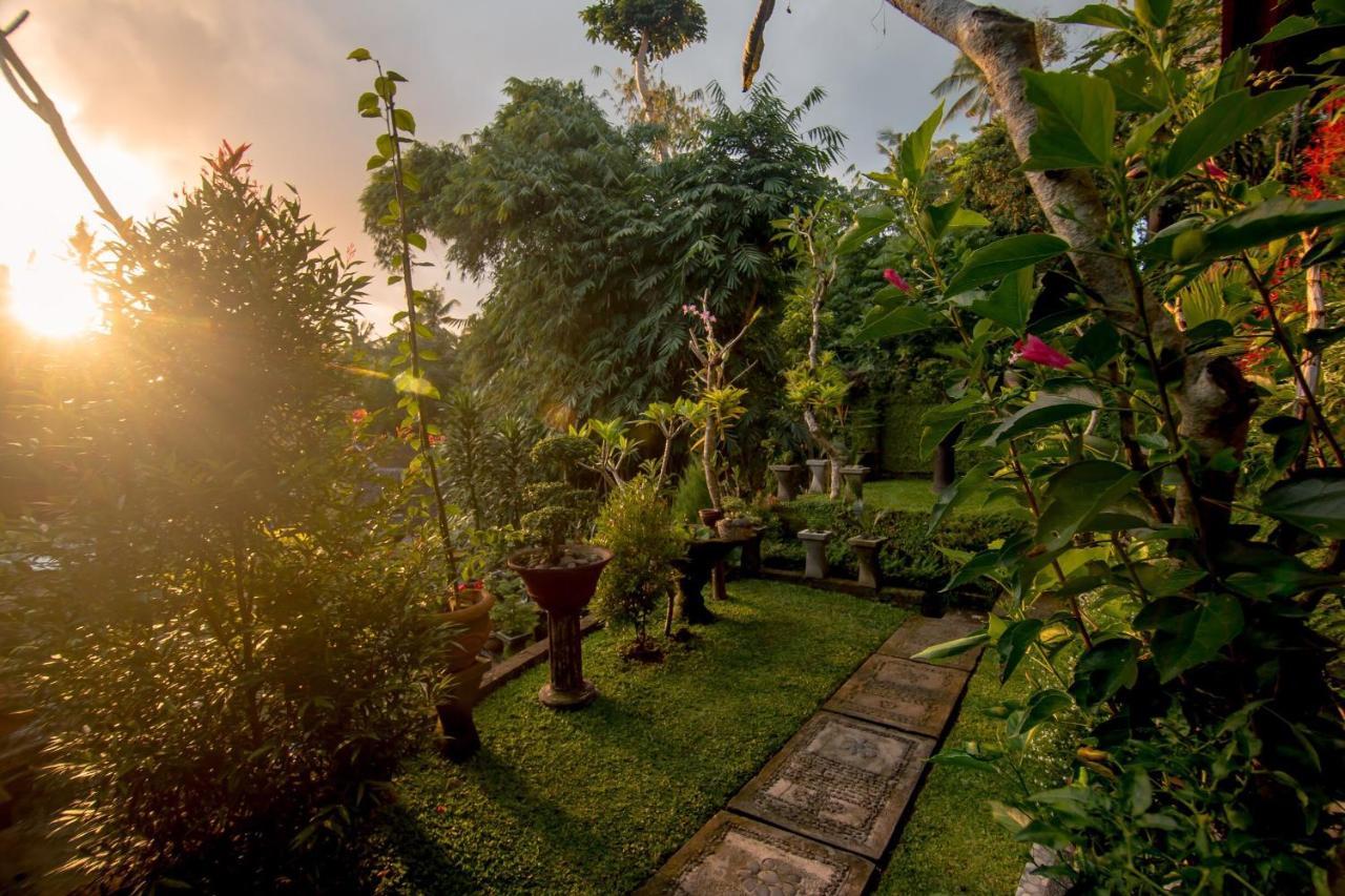 Ubud Wins Bungalow Exterior photo